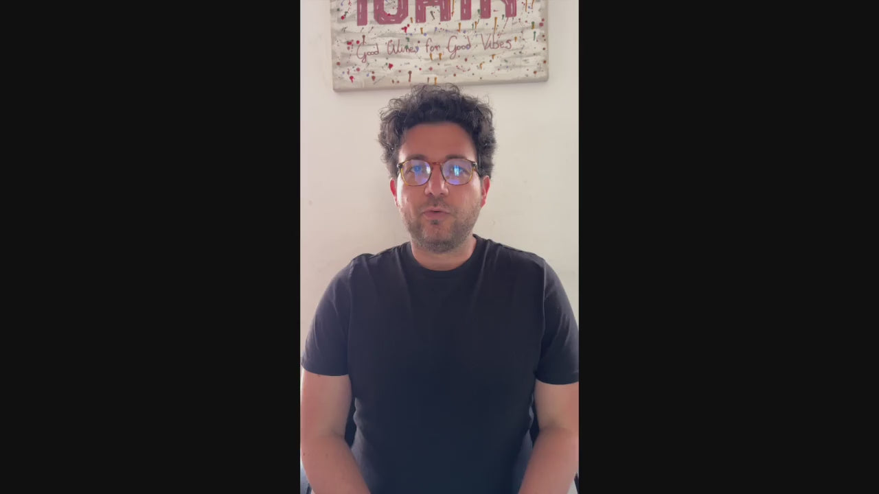 Carica il video: 